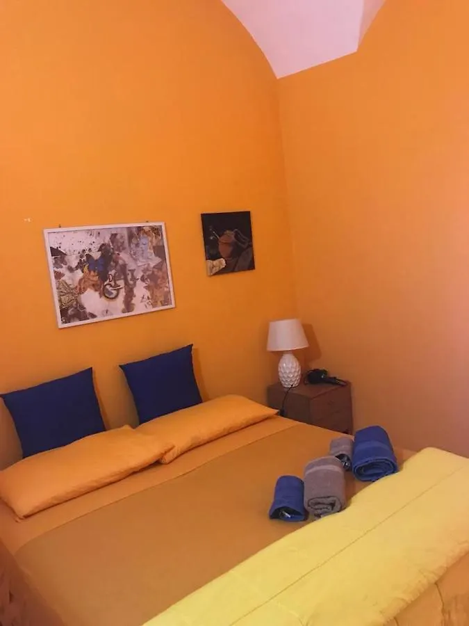 Al Vicoletto 11 Apartment Catania Italy